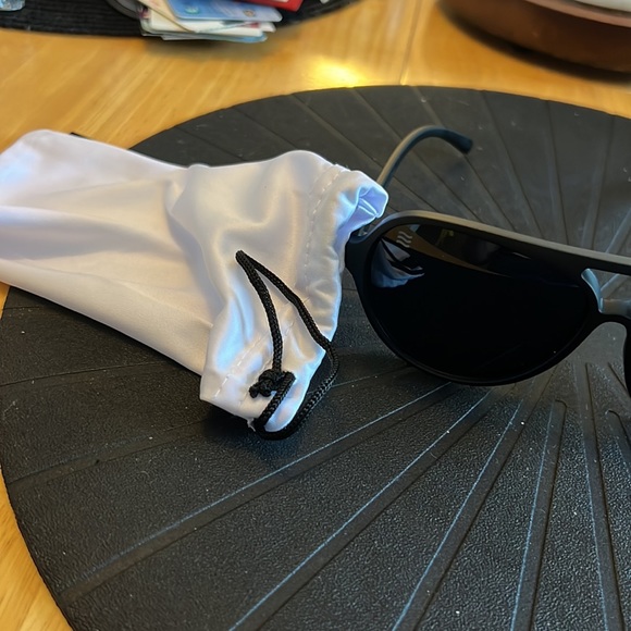 Neven Vice Night Train Sunglasses - Picture 2 of 3